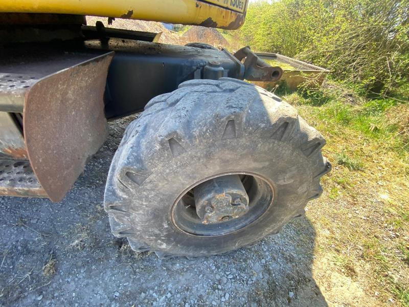Bager na kotačima Komatsu PW 130ES-6K: slika Bager na kotačima Komatsu PW 130ES-6K