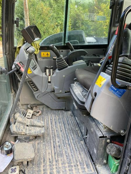 Kubota KX 080-4 - Mini bager: slika Kubota KX 080-4 - Mini bager Kubota KX 080-4 - Mini bager: slika Kubota KX 080-4 - Mini bager