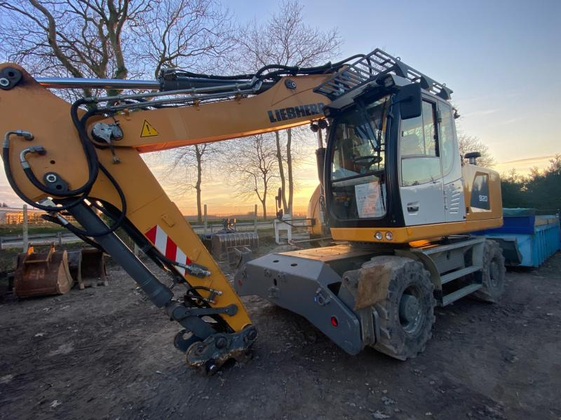 Liebherr A920 Litronic - Bager na kotačima: slika Liebherr A920 Litronic - Bager na kotačima Liebherr A920 Litronic - Bager na kotačima: slika Liebherr A920 Litronic - Bager na kotačima