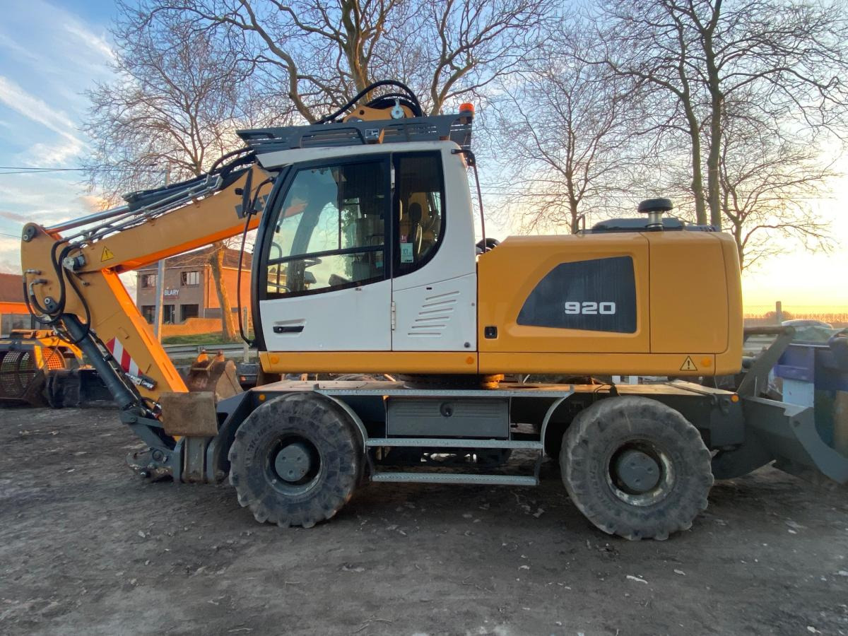 Liebherr A920 Litronic - Bager na kotačima: slika Liebherr A920 Litronic - Bager na kotačima Liebherr A920 Litronic - Bager na kotačima: slika Liebherr A920 Litronic - Bager na kotačima