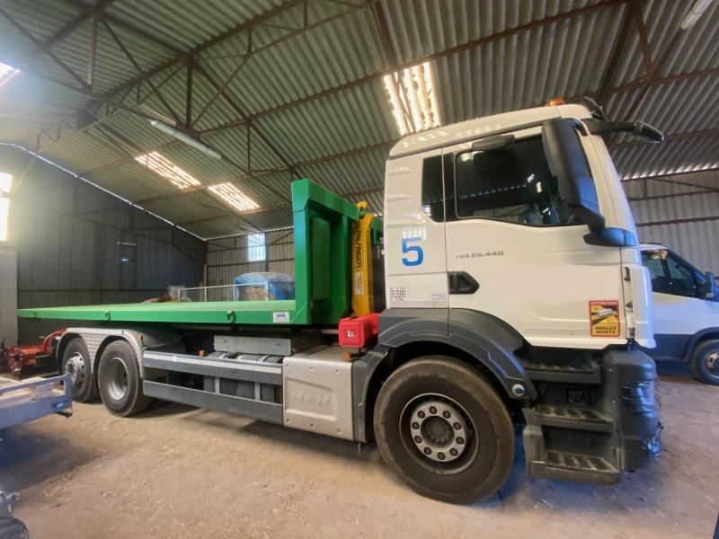 MAN TGS 26.440 - Kamion s kukastom dizalicom: slika MAN TGS 26.440 - Kamion s kukastom dizalicom MAN TGS 26.440 - Kamion s kukastom dizalicom: slika MAN TGS 26.440 - Kamion s kukastom dizalicom