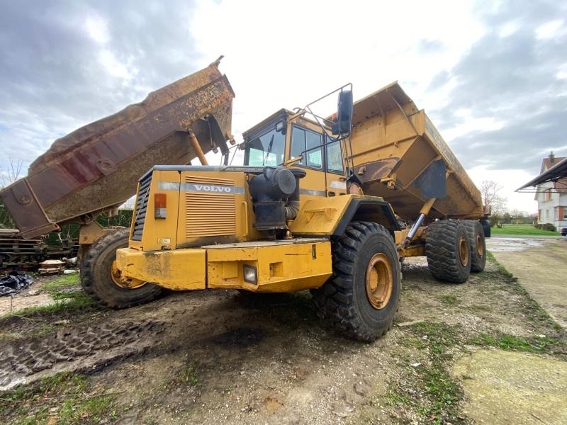 Volvo A 35 C - Zglobni istovarivač: slika Volvo A 35 C - Zglobni istovarivač Volvo A 35 C - Zglobni istovarivač: slika Volvo A 35 C - Zglobni istovarivač