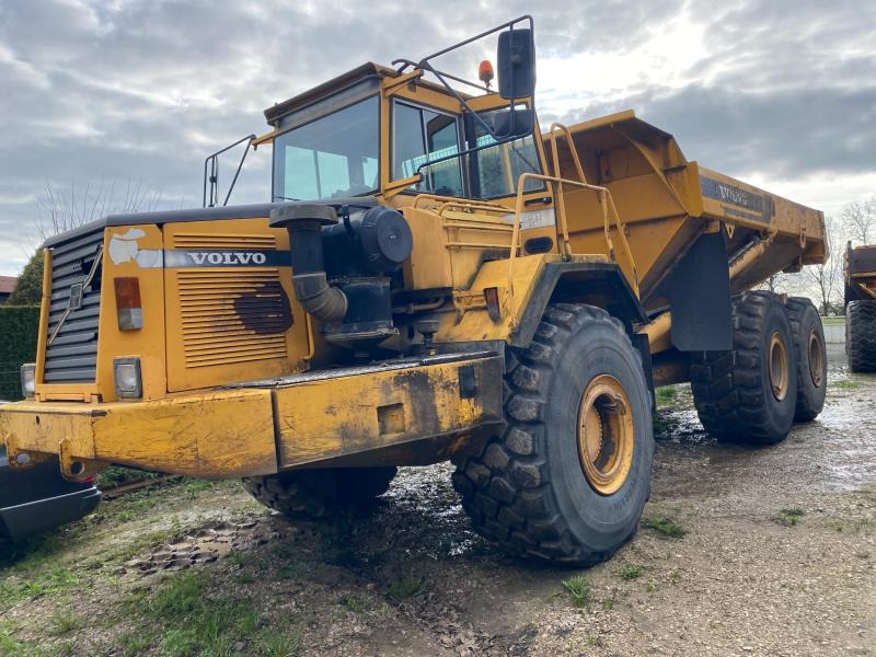 Volvo A 40 - Zglobni istovarivač: slika Volvo A 40 - Zglobni istovarivač Volvo A 40 - Zglobni istovarivač: slika Volvo A 40 - Zglobni istovarivač