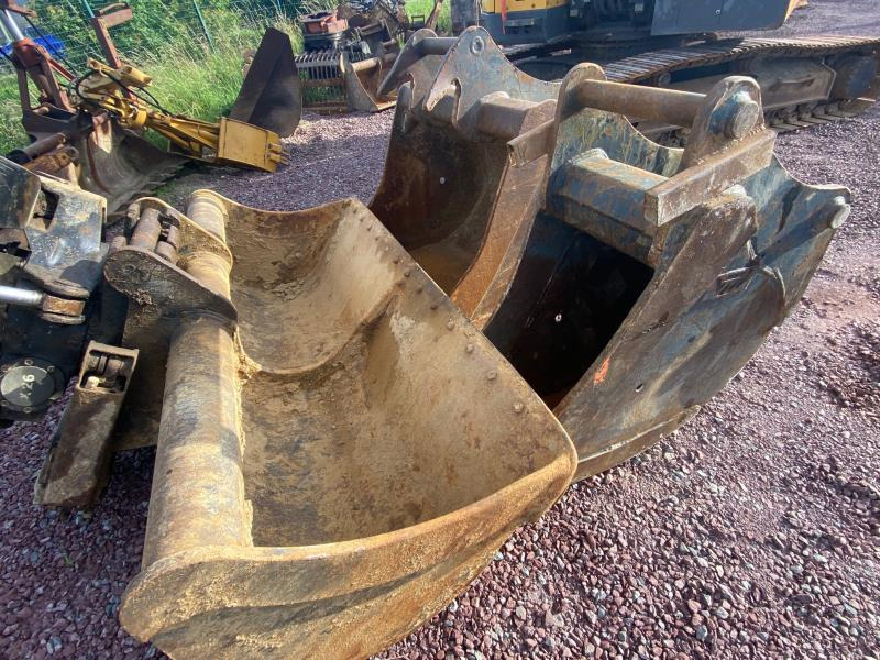 Bager gusjeničar Volvo ECR 235EL: slika Bager gusjeničar Volvo ECR 235EL