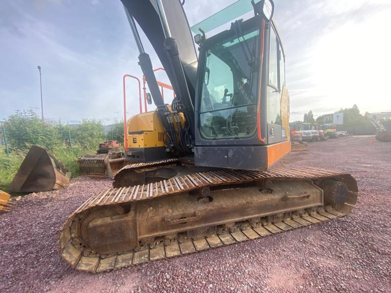 Bager gusjeničar Volvo ECR 235EL: slika Bager gusjeničar Volvo ECR 235EL