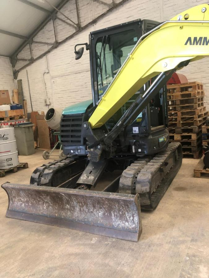 Yanmar AMX 50 - Mini bager: slika Yanmar AMX 50 - Mini bager Yanmar AMX 50 - Mini bager: slika Yanmar AMX 50 - Mini bager