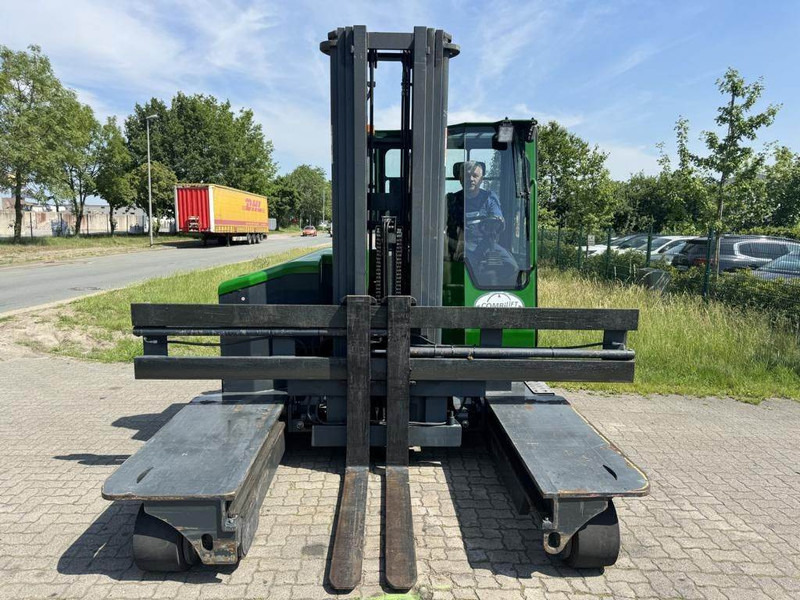 Combilift C4500ET/635D - Bočni utovarivač: slika Combilift C4500ET/635D - Bočni utovarivač Combilift C4500ET/635D - Bočni utovarivač: slika Combilift C4500ET/635D - Bočni utovarivač