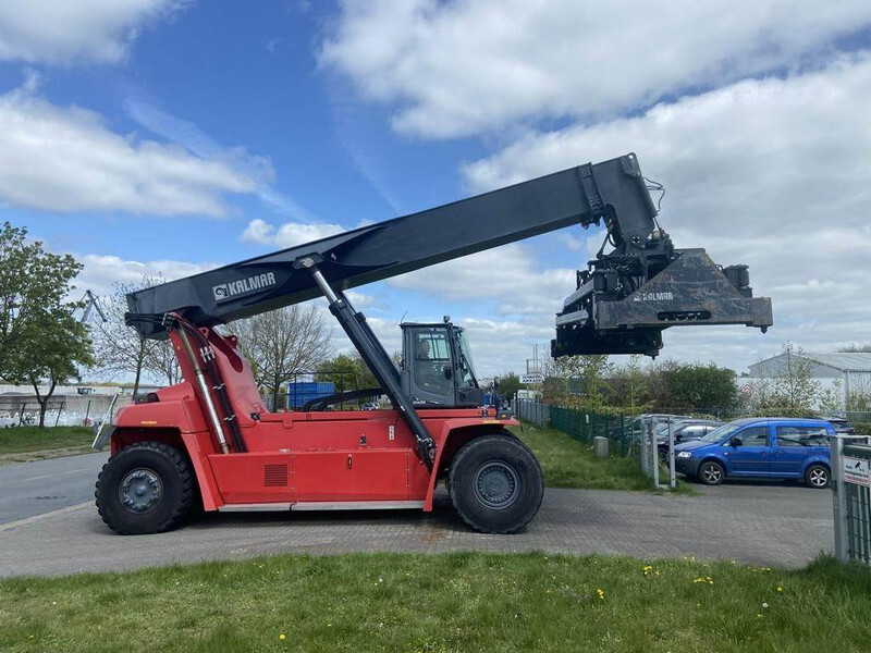 Kalmar DRG450-60C5 - Dohvatni viličar: slika Kalmar DRG450-60C5 - Dohvatni viličar Kalmar DRG450-60C5 - Dohvatni viličar: slika Kalmar DRG450-60C5 - Dohvatni viličar