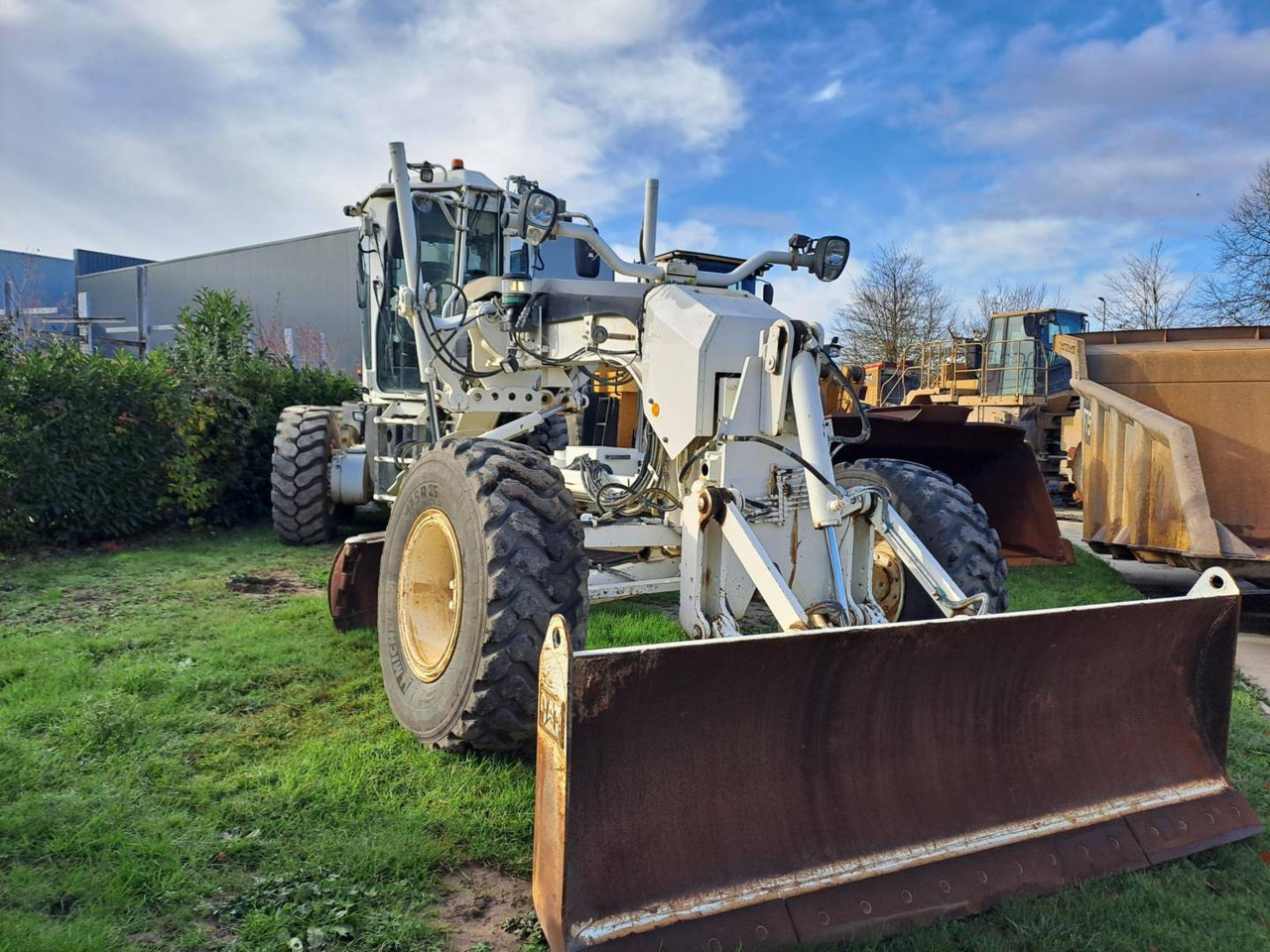 CAT 12M3 - Grejder: slika CAT 12M3 - Grejder CAT 12M3 - Grejder: slika CAT 12M3 - Grejder