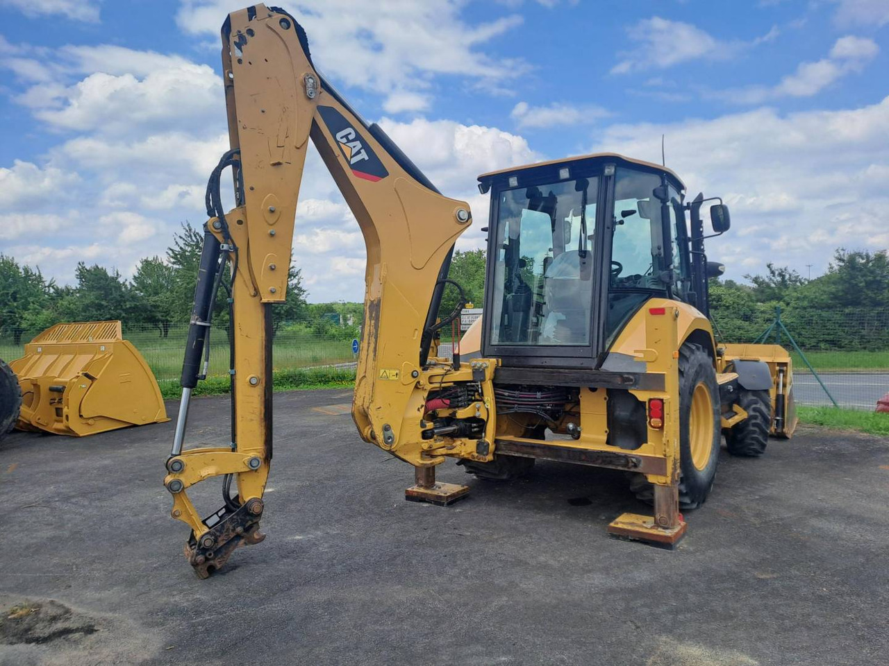CAT 432F2 - Rovokopač-utovarivač: slika CAT 432F2 - Rovokopač-utovarivač CAT 432F2 - Rovokopač-utovarivač: slika CAT 432F2 - Rovokopač-utovarivač