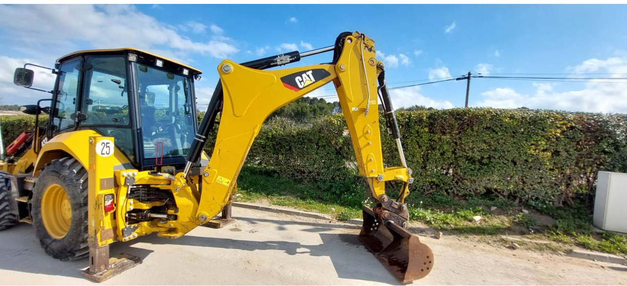 Zakup CAT 432F2 CAT 432F2: slika Zakup CAT 432F2 CAT 432F2