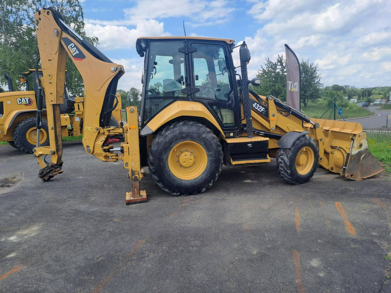 CAT 432F2 - Rovokopač-utovarivač: slika CAT 432F2 - Rovokopač-utovarivač CAT 432F2 - Rovokopač-utovarivač: slika CAT 432F2 - Rovokopač-utovarivač