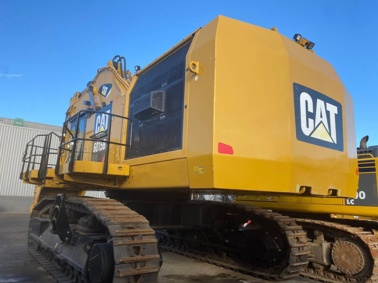 CAT 6015B - Bager gusjeničar: slika CAT 6015B - Bager gusjeničar CAT 6015B - Bager gusjeničar: slika CAT 6015B - Bager gusjeničar
