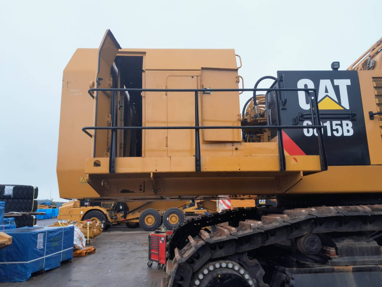 CAT 6015B - Bager gusjeničar: slika CAT 6015B - Bager gusjeničar CAT 6015B - Bager gusjeničar: slika CAT 6015B - Bager gusjeničar