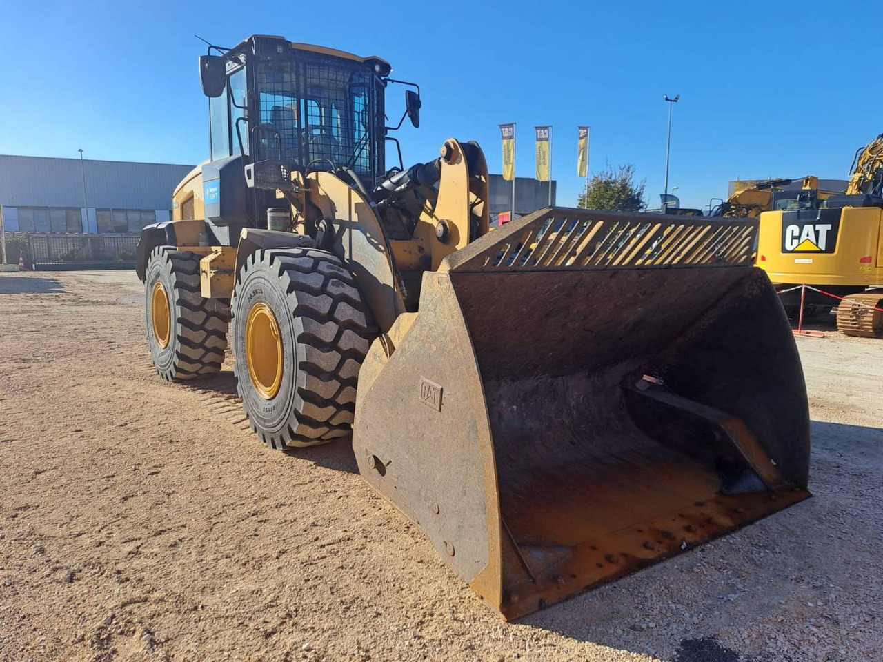 CAT 926M - Utovarivač na kotačima: slika CAT 926M - Utovarivač na kotačima CAT 926M - Utovarivač na kotačima: slika CAT 926M - Utovarivač na kotačima