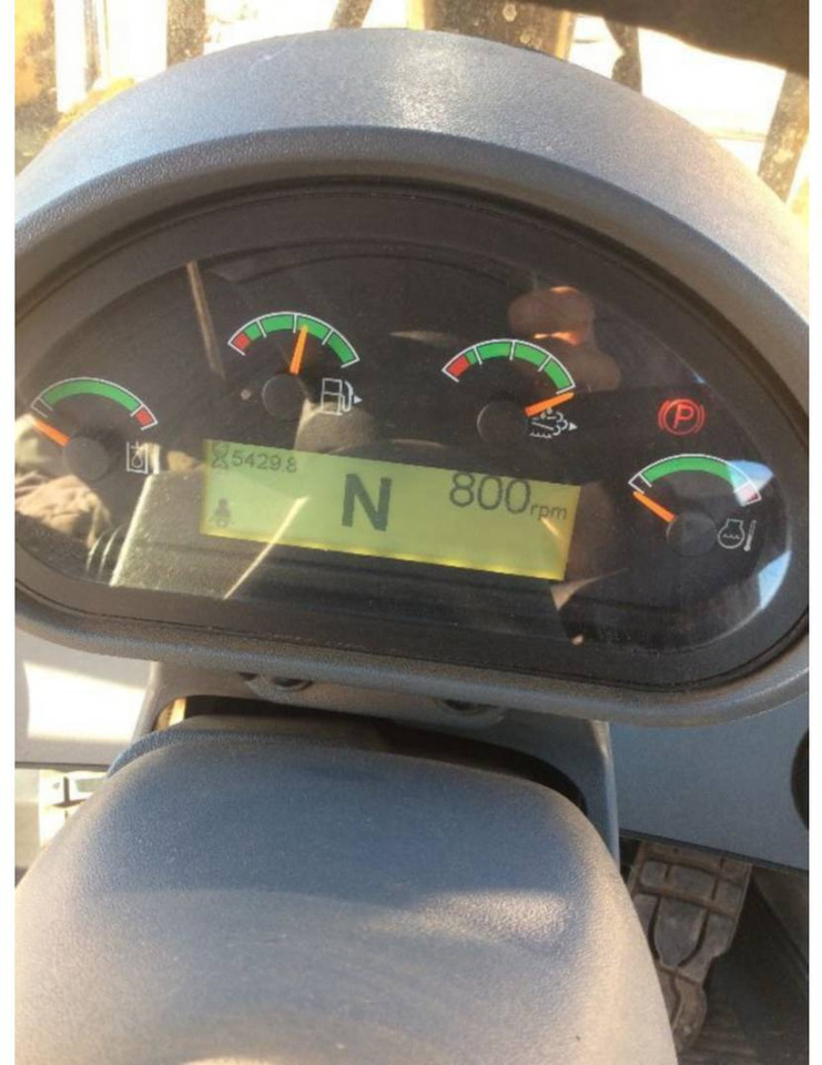 CAT 938M - Utovarivač na kotačima: slika CAT 938M - Utovarivač na kotačima CAT 938M - Utovarivač na kotačima: slika CAT 938M - Utovarivač na kotačima