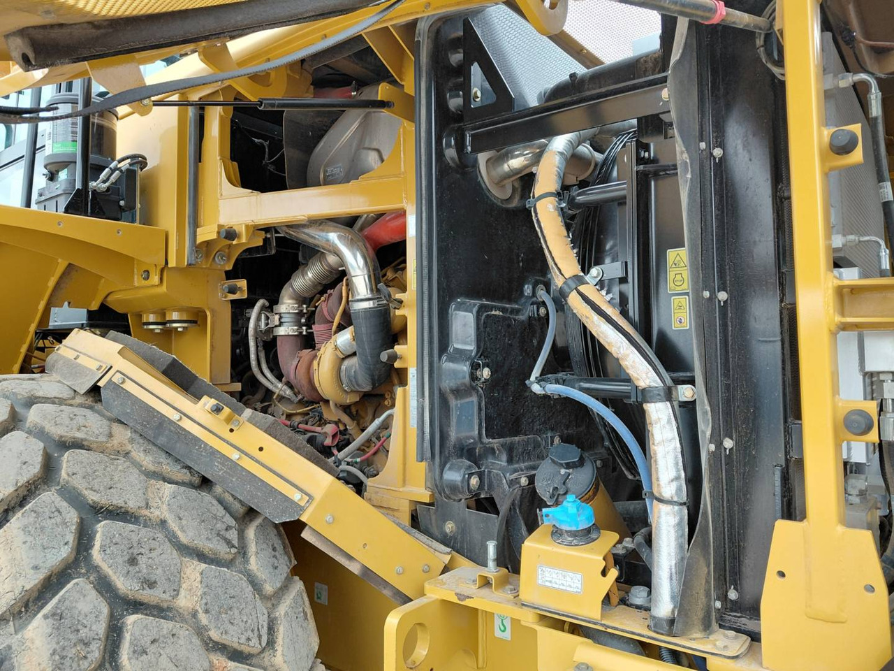 Zakup CAT 950GC CAT 950GC: slika Zakup CAT 950GC CAT 950GC