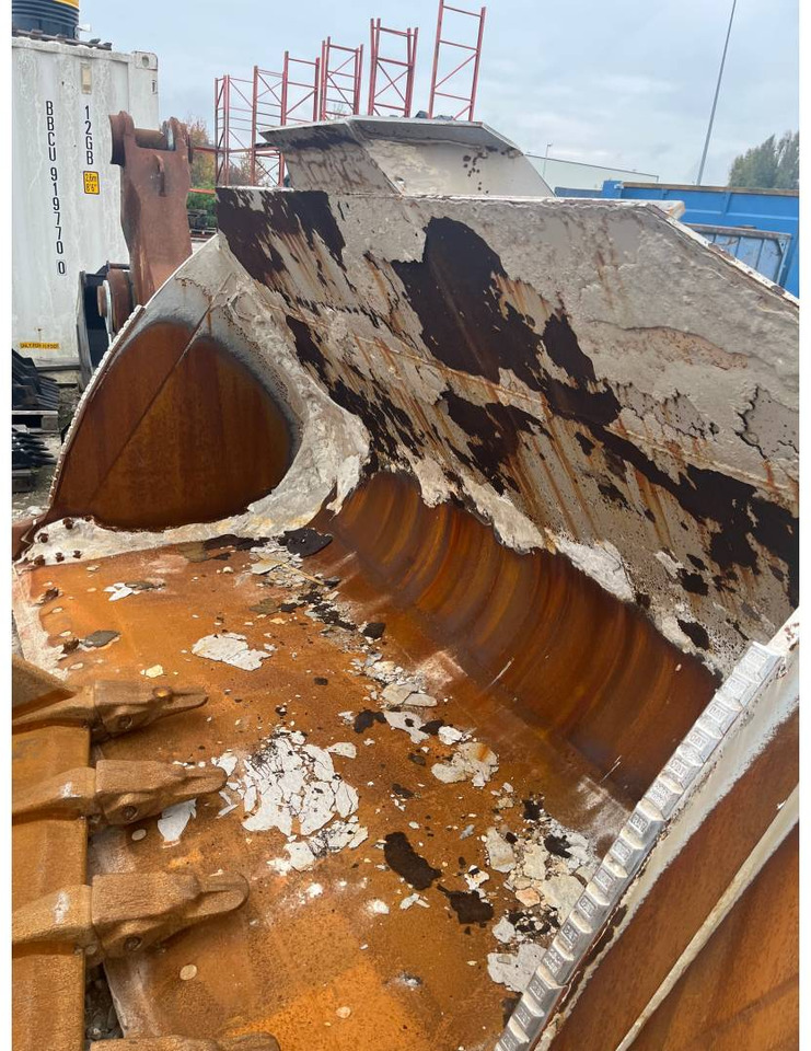 CAT 966/972/5200L/GODET/LAME - Utovarna korpa: slika CAT 966/972/5200L/GODET/LAME - Utovarna korpa CAT 966/972/5200L/GODET/LAME - Utovarna korpa: slika CAT 966/972/5200L/GODET/LAME - Utovarna korpa