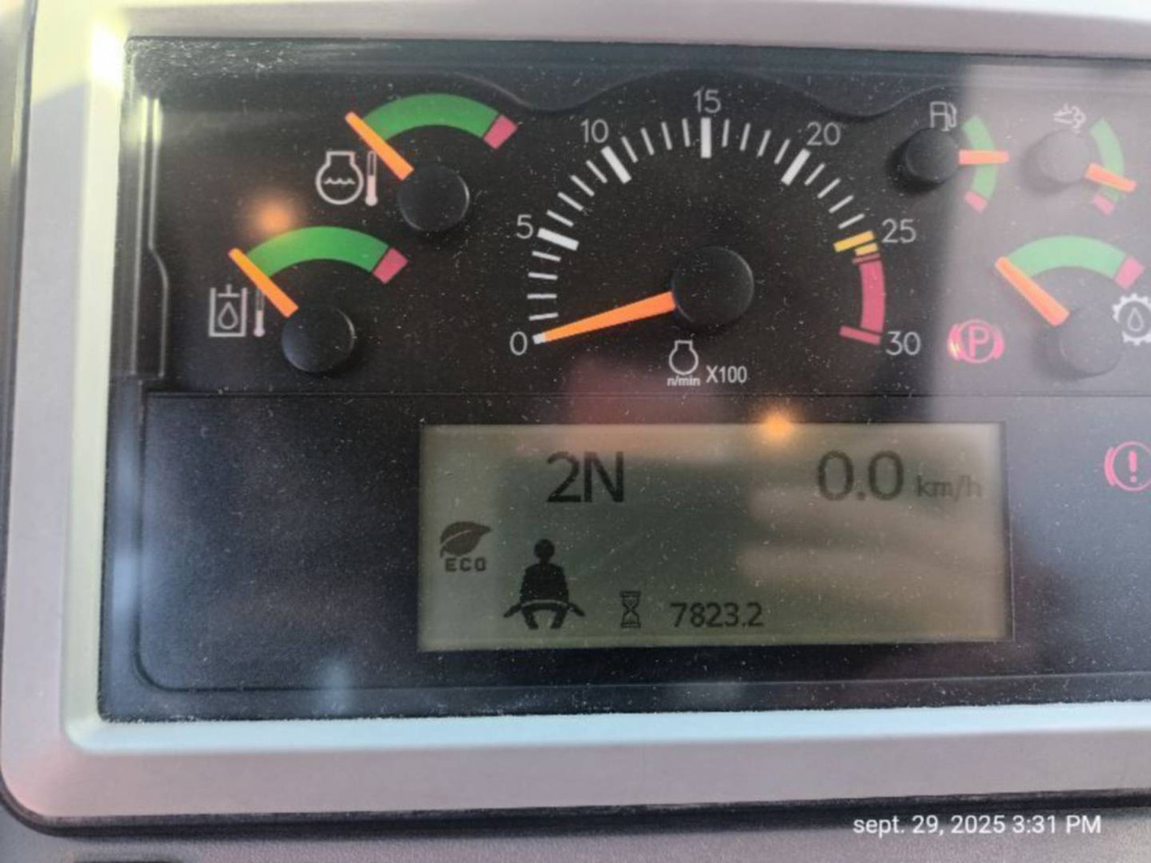 CAT 966M - Utovarivač na kotačima: slika CAT 966M - Utovarivač na kotačima CAT 966M - Utovarivač na kotačima: slika CAT 966M - Utovarivač na kotačima