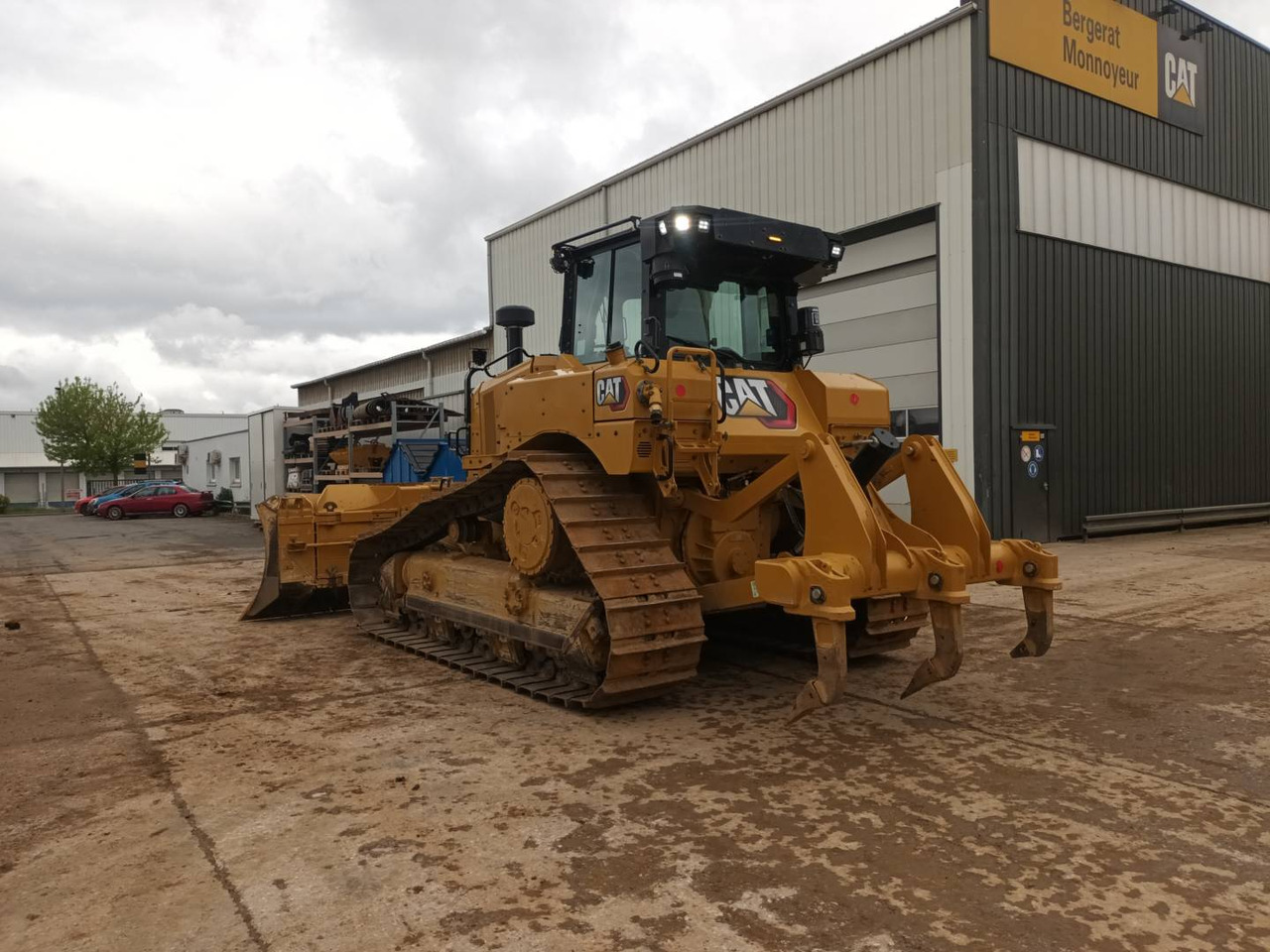 CAT D6 VPAT - Buldožer: slika CAT D6 VPAT - Buldožer CAT D6 VPAT - Buldožer: slika CAT D6 VPAT - Buldožer