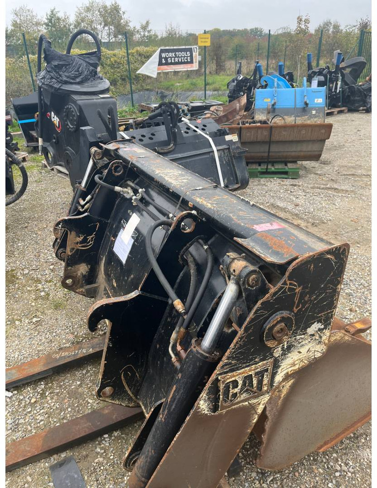 CAT GODET/906/ISO - Utovarna korpa: slika CAT GODET/906/ISO - Utovarna korpa CAT GODET/906/ISO - Utovarna korpa: slika CAT GODET/906/ISO - Utovarna korpa