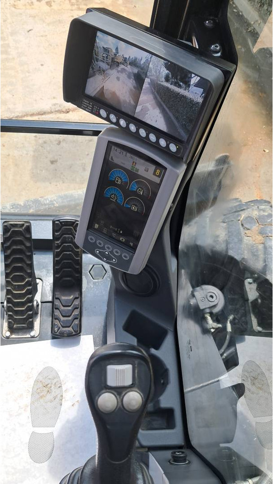 CAT M315F IVC - Bager na kotačima: slika CAT M315F IVC - Bager na kotačima CAT M315F IVC - Bager na kotačima: slika CAT M315F IVC - Bager na kotačima