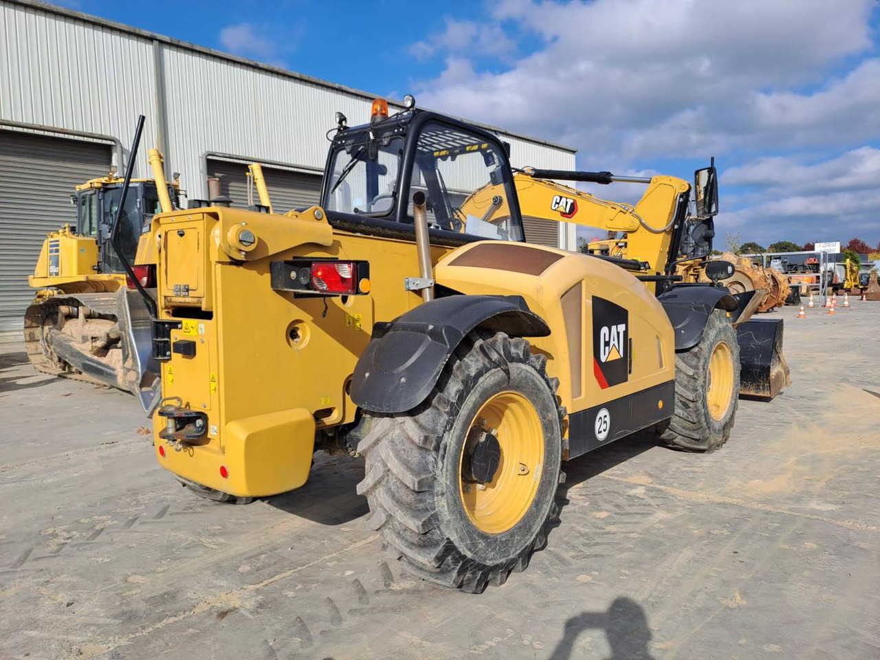 CAT TH314D - Teleskopski rukovatelj: slika CAT TH314D - Teleskopski rukovatelj CAT TH314D - Teleskopski rukovatelj: slika CAT TH314D - Teleskopski rukovatelj