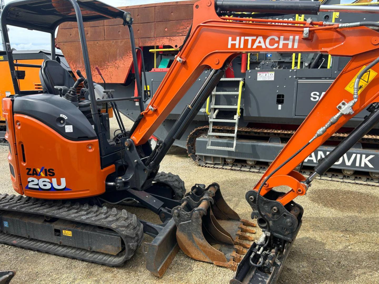 HITACHI ZX26U-6 - Bager gusjeničar: slika HITACHI ZX26U-6 - Bager gusjeničar HITACHI ZX26U-6 - Bager gusjeničar: slika HITACHI ZX26U-6 - Bager gusjeničar