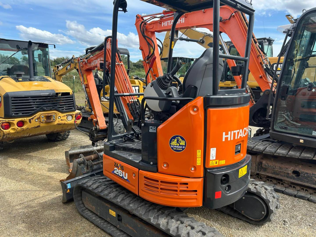 HITACHI ZX26U-6 - Bager gusjeničar: slika HITACHI ZX26U-6 - Bager gusjeničar HITACHI ZX26U-6 - Bager gusjeničar: slika HITACHI ZX26U-6 - Bager gusjeničar