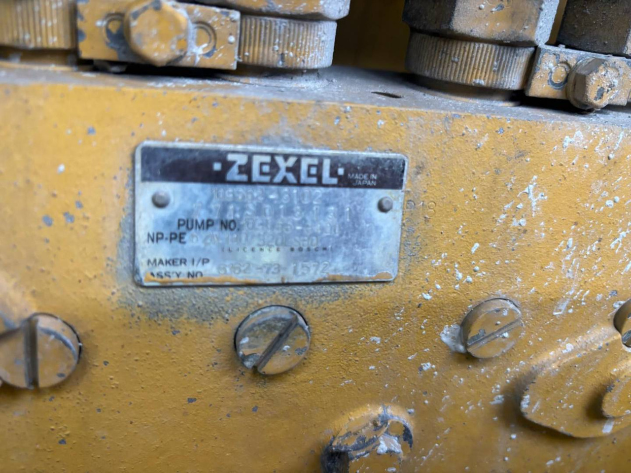 KOMATSU WA700 - Utovarivač na kotačima: slika KOMATSU WA700 - Utovarivač na kotačima KOMATSU WA700 - Utovarivač na kotačima: slika KOMATSU WA700 - Utovarivač na kotačima