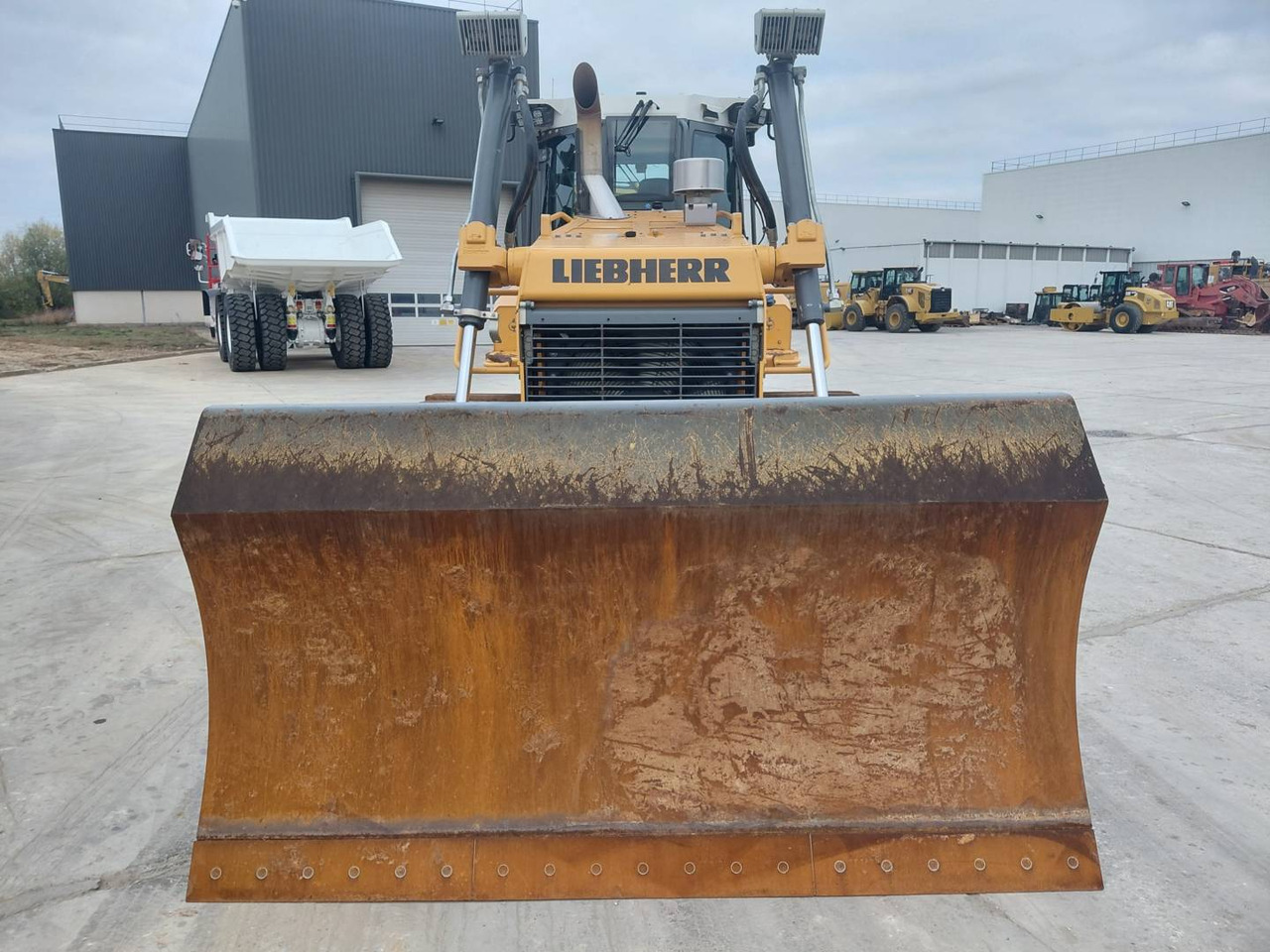 LIEBHERR PR736 - Buldožer: slika LIEBHERR PR736 - Buldožer LIEBHERR PR736 - Buldožer: slika LIEBHERR PR736 - Buldožer