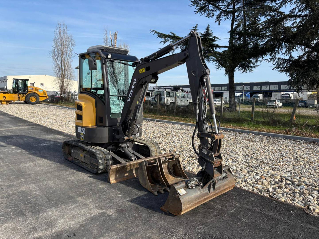 VOLVO CONSTRUCTION EQUIPMENT ECR25D - Bager gusjeničar: slika VOLVO CONSTRUCTION EQUIPMENT ECR25D - Bager gusjeničar VOLVO CONSTRUCTION EQUIPMENT ECR25D - Bager gusjeničar: slika VOLVO CONSTRUCTION EQUIPMENT ECR25D - Bager gusjeničar