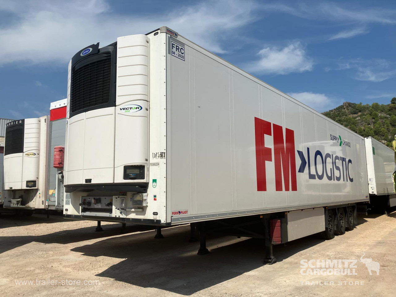 SCHMITZ Semiremolque Frigo Standard Double deck - Izotermna poluprikolica: slika SCHMITZ Semiremolque Frigo Standard Double deck - Izotermna poluprikolica SCHMITZ Semiremolque Frigo Standard Double deck - Izotermna poluprikolica: slika SCHMITZ Semiremolque Frigo Standard Double deck - Izotermna poluprikolica