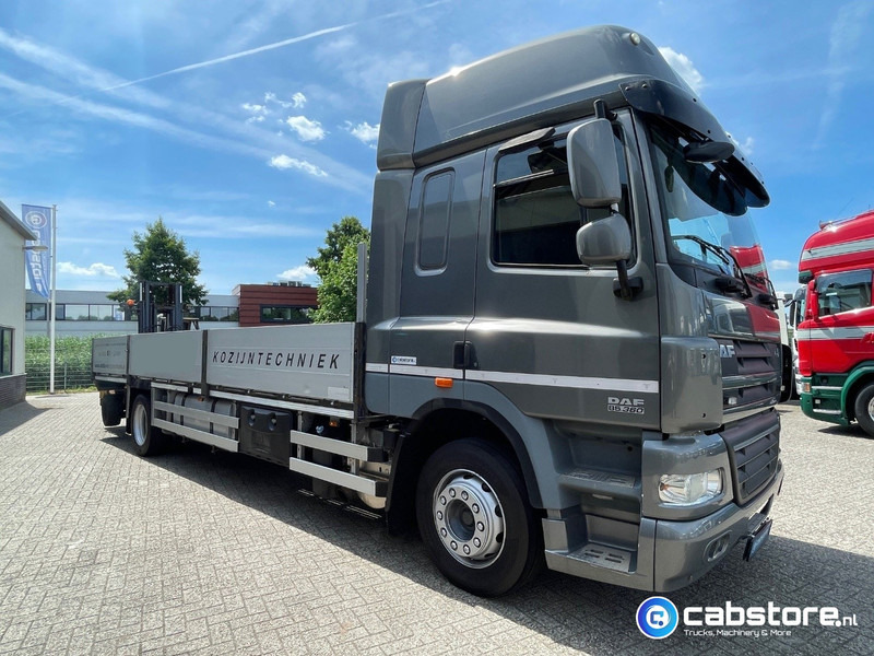 DAF CF 85 .360 4x2 Euro 5 - Open laadbak - Bouwjaar 2012 - Kooi-aap meeneemheftruck - Kamion s otvorenim sandukom: slika DAF CF 85 .360 4x2 Euro 5 - Open laadbak - Bouwjaar 2012 - Kooi-aap meeneemheftruck - Kamion s otvorenim sandukom DAF CF 85 .360 4x2 Euro 5 - Open laadbak - Bouwjaar 2012 - Kooi-aap meeneemheftruck - Kamion s otvorenim sandukom: slika DAF CF 85 .360 4x2 Euro 5 - Open laadbak - Bouwjaar 2012 - Kooi-aap meeneemheftruck - Kamion s otvorenim sandukom