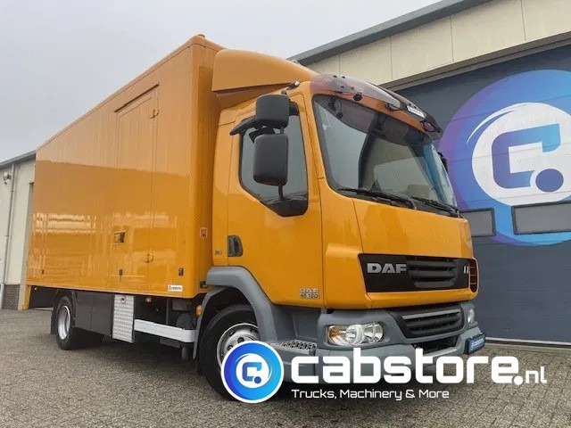 DAF LF 45.160 4x2 Euro 5 EEV - Year 2008 - Mobiele werkplaats - Bakwagen - Closed box - Km 268.123 - Kamion sandučar: slika DAF LF 45.160 4x2 Euro 5 EEV - Year 2008 - Mobiele werkplaats - Bakwagen - Closed box - Km 268.123 - Kamion sandučar DAF LF 45.160 4x2 Euro 5 EEV - Year 2008 - Mobiele werkplaats - Bakwagen - Closed box - Km 268.123 - Kamion sandučar: slika DAF LF 45.160 4x2 Euro 5 EEV - Year 2008 - Mobiele werkplaats - Bakwagen - Closed box - Km 268.123 - Kamion sandučar