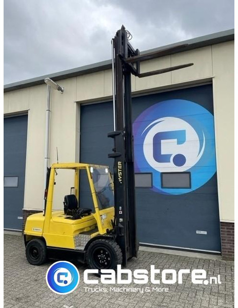 Hyster H3.00XM Heftruck - Forklift - Gabelstapler - Bouwjaar 2001 - Side shifter - Hefhoogte 4770 mm - Diesel viličar: slika Hyster H3.00XM Heftruck - Forklift - Gabelstapler - Bouwjaar 2001 - Side shifter - Hefhoogte 4770 mm - Diesel viličar Hyster H3.00XM Heftruck - Forklift - Gabelstapler - Bouwjaar 2001 - Side shifter - Hefhoogte 4770 mm - Diesel viličar: slika Hyster H3.00XM Heftruck - Forklift - Gabelstapler - Bouwjaar 2001 - Side shifter - Hefhoogte 4770 mm - Diesel viličar