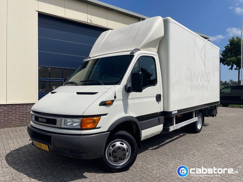 Iveco 40C 40C12 EURO 3 4x2 Bakwagen Euro 3 - Bouwjaar 2003 - APK tot 10-05-2026 -Handgeschakelde versnellingsbak - Dostavno vozilo sa zatvorenim sandukom: slika Iveco 40C 40C12 EURO 3 4x2 Bakwagen Euro 3 - Bouwjaar 2003 - APK tot 10-05-2026 -Handgeschakelde versnellingsbak - Dostavno vozilo sa zatvorenim sandukom Iveco 40C 40C12 EURO 3 4x2 Bakwagen Euro 3 - Bouwjaar 2003 - APK tot 10-05-2026 -Handgeschakelde versnellingsbak - Dostavno vozilo sa zatvorenim sandukom: slika Iveco 40C 40C12 EURO 3 4x2 Bakwagen Euro 3 - Bouwjaar 2003 - APK tot 10-05-2026 -Handgeschakelde versnellingsbak - Dostavno vozilo sa zatvorenim sandukom