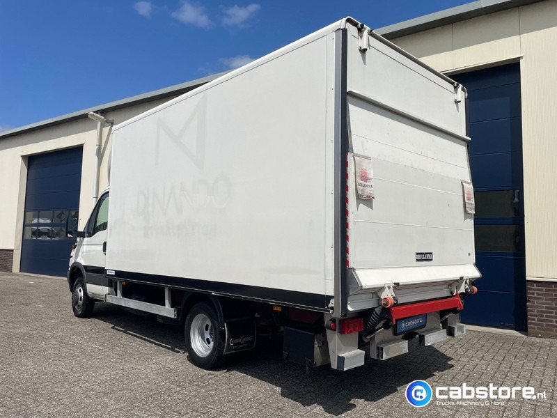 Iveco 40C 40C12 EURO 3 4x2 Bakwagen Euro 3 - Bouwjaar 2003 - APK tot 10-05-2026 -Handgeschakelde versnellingsbak - Dostavno vozilo sa zatvorenim sandukom: slika Iveco 40C 40C12 EURO 3 4x2 Bakwagen Euro 3 - Bouwjaar 2003 - APK tot 10-05-2026 -Handgeschakelde versnellingsbak - Dostavno vozilo sa zatvorenim sandukom Iveco 40C 40C12 EURO 3 4x2 Bakwagen Euro 3 - Bouwjaar 2003 - APK tot 10-05-2026 -Handgeschakelde versnellingsbak - Dostavno vozilo sa zatvorenim sandukom: slika Iveco 40C 40C12 EURO 3 4x2 Bakwagen Euro 3 - Bouwjaar 2003 - APK tot 10-05-2026 -Handgeschakelde versnellingsbak - Dostavno vozilo sa zatvorenim sandukom