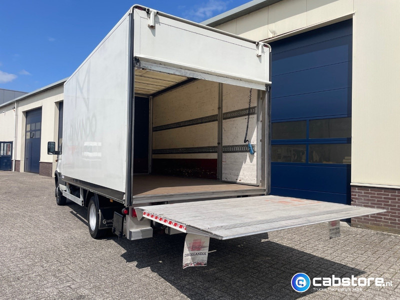 Iveco 40C 40C12 EURO 3 4x2 Bakwagen Euro 3 - Bouwjaar 2003 - APK tot 10-05-2026 -Handgeschakelde versnellingsbak - Dostavno vozilo sa zatvorenim sandukom: slika Iveco 40C 40C12 EURO 3 4x2 Bakwagen Euro 3 - Bouwjaar 2003 - APK tot 10-05-2026 -Handgeschakelde versnellingsbak - Dostavno vozilo sa zatvorenim sandukom Iveco 40C 40C12 EURO 3 4x2 Bakwagen Euro 3 - Bouwjaar 2003 - APK tot 10-05-2026 -Handgeschakelde versnellingsbak - Dostavno vozilo sa zatvorenim sandukom: slika Iveco 40C 40C12 EURO 3 4x2 Bakwagen Euro 3 - Bouwjaar 2003 - APK tot 10-05-2026 -Handgeschakelde versnellingsbak - Dostavno vozilo sa zatvorenim sandukom