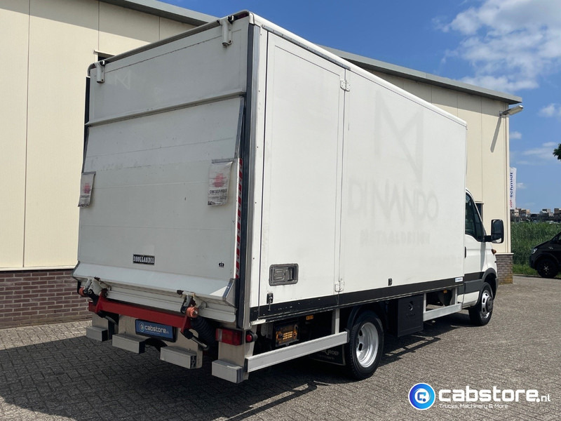 Iveco 40C 40C12 EURO 3 4x2 Bakwagen Euro 3 - Bouwjaar 2003 - APK tot 10-05-2026 -Handgeschakelde versnellingsbak - Dostavno vozilo sa zatvorenim sandukom: slika Iveco 40C 40C12 EURO 3 4x2 Bakwagen Euro 3 - Bouwjaar 2003 - APK tot 10-05-2026 -Handgeschakelde versnellingsbak - Dostavno vozilo sa zatvorenim sandukom Iveco 40C 40C12 EURO 3 4x2 Bakwagen Euro 3 - Bouwjaar 2003 - APK tot 10-05-2026 -Handgeschakelde versnellingsbak - Dostavno vozilo sa zatvorenim sandukom: slika Iveco 40C 40C12 EURO 3 4x2 Bakwagen Euro 3 - Bouwjaar 2003 - APK tot 10-05-2026 -Handgeschakelde versnellingsbak - Dostavno vozilo sa zatvorenim sandukom