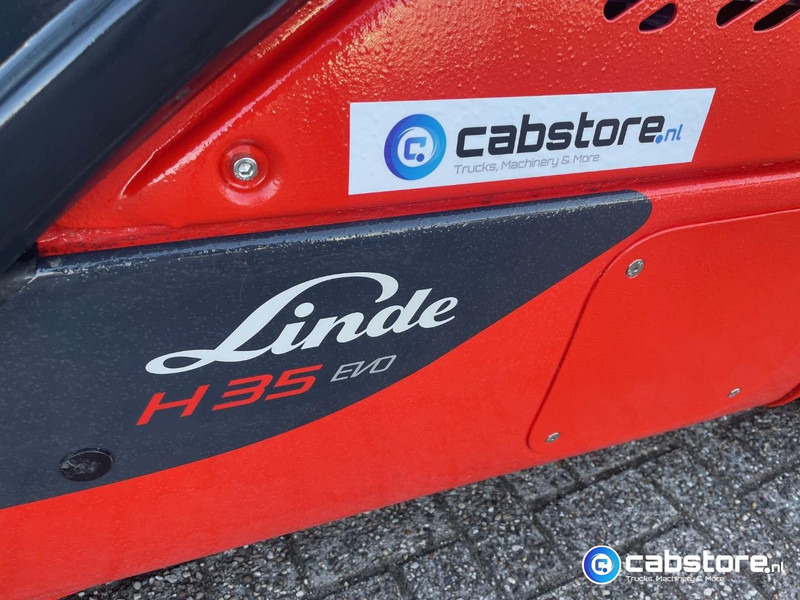 Diesel viličar Linde H35D-02 Heftruck - Bouwjaar 2013 - Draaiuren 6892 - Diesel - Side Shift - Freelift - Doorrij hoogte 217 cm !!: slika Diesel viličar Linde H35D-02 Heftruck - Bouwjaar 2013 - Draaiuren 6892 - Diesel - Side Shift - Freelift - Doorrij hoogte 217 cm !! Diesel viličar Linde H35D-02 Heftruck - Bouwjaar 2013 - Draaiuren 6892 - Diesel - Side Shift - Freelift - Doorrij hoogte 217 cm !!: slika Diesel viličar Linde H35D-02 Heftruck - Bouwjaar 2013 - Draaiuren 6892 - Diesel - Side Shift - Freelift - Doorrij hoogte 217 cm !!