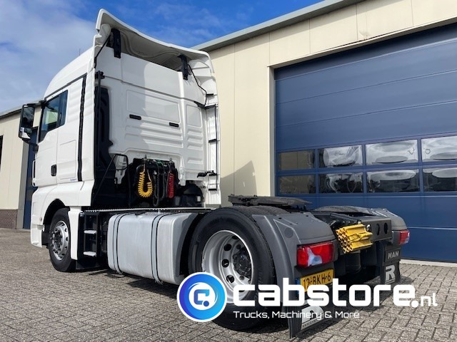 MAN TGX 18.420 4x2 Euro 6 MAN TGX 18.420 4x2 BLS Euro 6 - XLX Cabine - WB 360 - Bouwjaar 2018 - Km 681.675 - Good condition! - Tegljač: slika MAN TGX 18.420 4x2 Euro 6 MAN TGX 18.420 4x2 BLS Euro 6 - XLX Cabine - WB 360 - Bouwjaar 2018 - Km 681.675 - Good condition! - Tegljač MAN TGX 18.420 4x2 Euro 6 MAN TGX 18.420 4x2 BLS Euro 6 - XLX Cabine - WB 360 - Bouwjaar 2018 - Km 681.675 - Good condition! - Tegljač: slika MAN TGX 18.420 4x2 Euro 6 MAN TGX 18.420 4x2 BLS Euro 6 - XLX Cabine - WB 360 - Bouwjaar 2018 - Km 681.675 - Good condition! - Tegljač