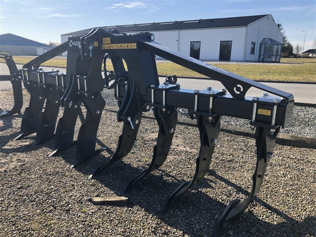 Agroland Tytan Plow Combi - Podrivač: slika Agroland Tytan Plow Combi - Podrivač Agroland Tytan Plow Combi - Podrivač: slika Agroland Tytan Plow Combi - Podrivač
