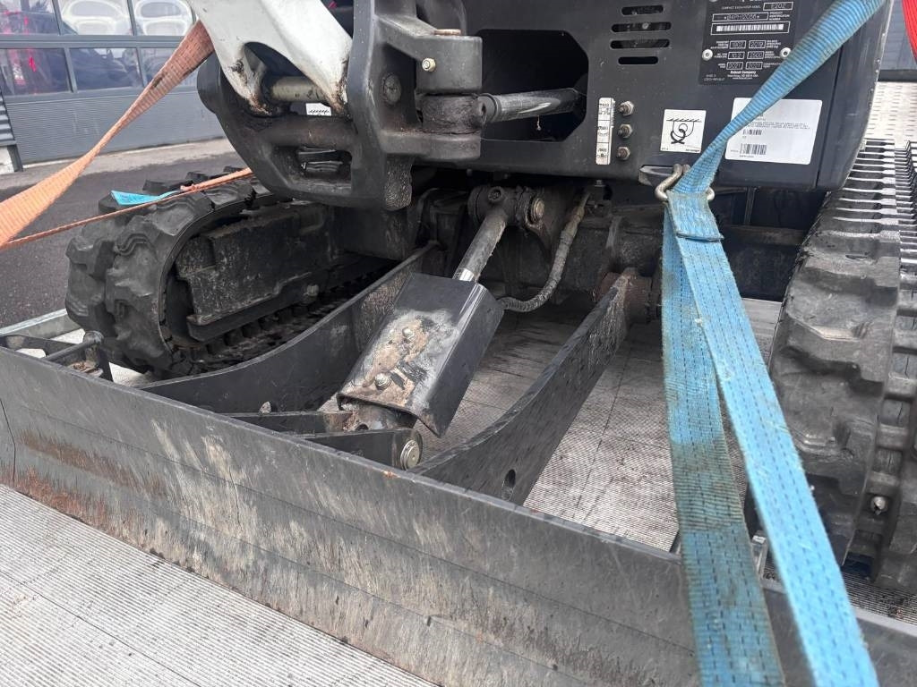 Bobcat E20Z vain 113h ajettu - Mini bager: slika Bobcat E20Z vain 113h ajettu - Mini bager Bobcat E20Z vain 113h ajettu - Mini bager: slika Bobcat E20Z vain 113h ajettu - Mini bager