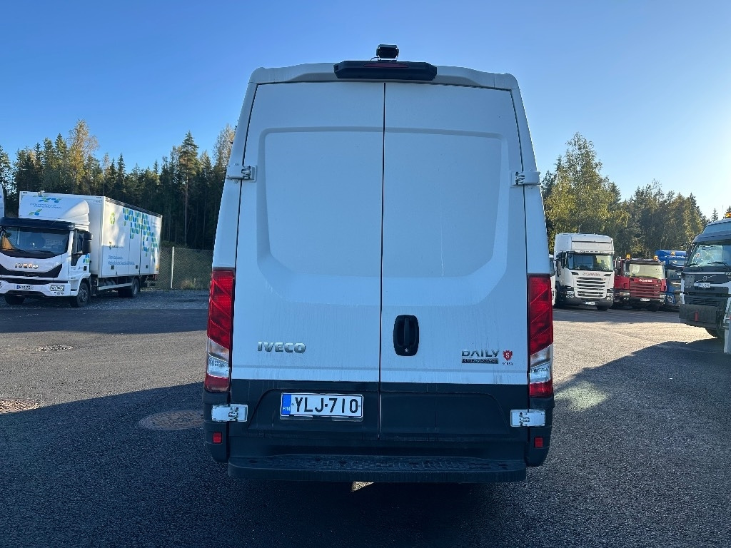 Iveco Daily 35S14 CNG A8 Huom! 6hlö PAKETTIAUTO - Furgon: slika Iveco Daily 35S14 CNG A8 Huom! 6hlö PAKETTIAUTO - Furgon Iveco Daily 35S14 CNG A8 Huom! 6hlö PAKETTIAUTO - Furgon: slika Iveco Daily 35S14 CNG A8 Huom! 6hlö PAKETTIAUTO - Furgon