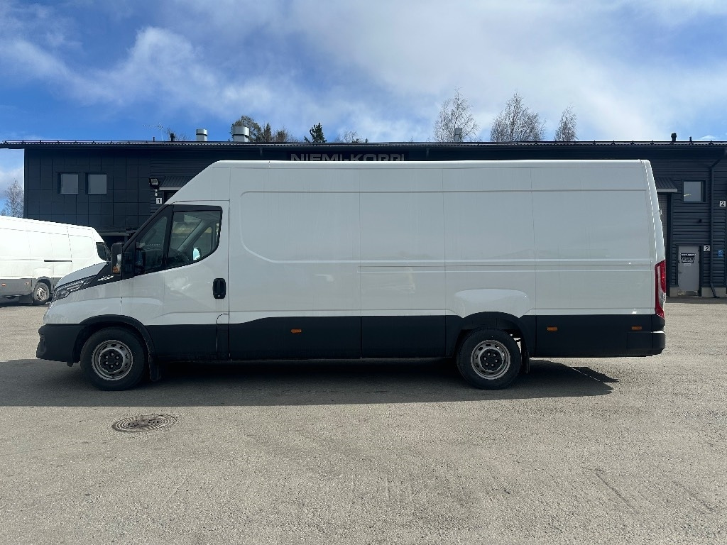Iveco Daily 35S16A8 16m3 my24 - Furgon: slika Iveco Daily 35S16A8 16m3 my24 - Furgon Iveco Daily 35S16A8 16m3 my24 - Furgon: slika Iveco Daily 35S16A8 16m3 my24 - Furgon