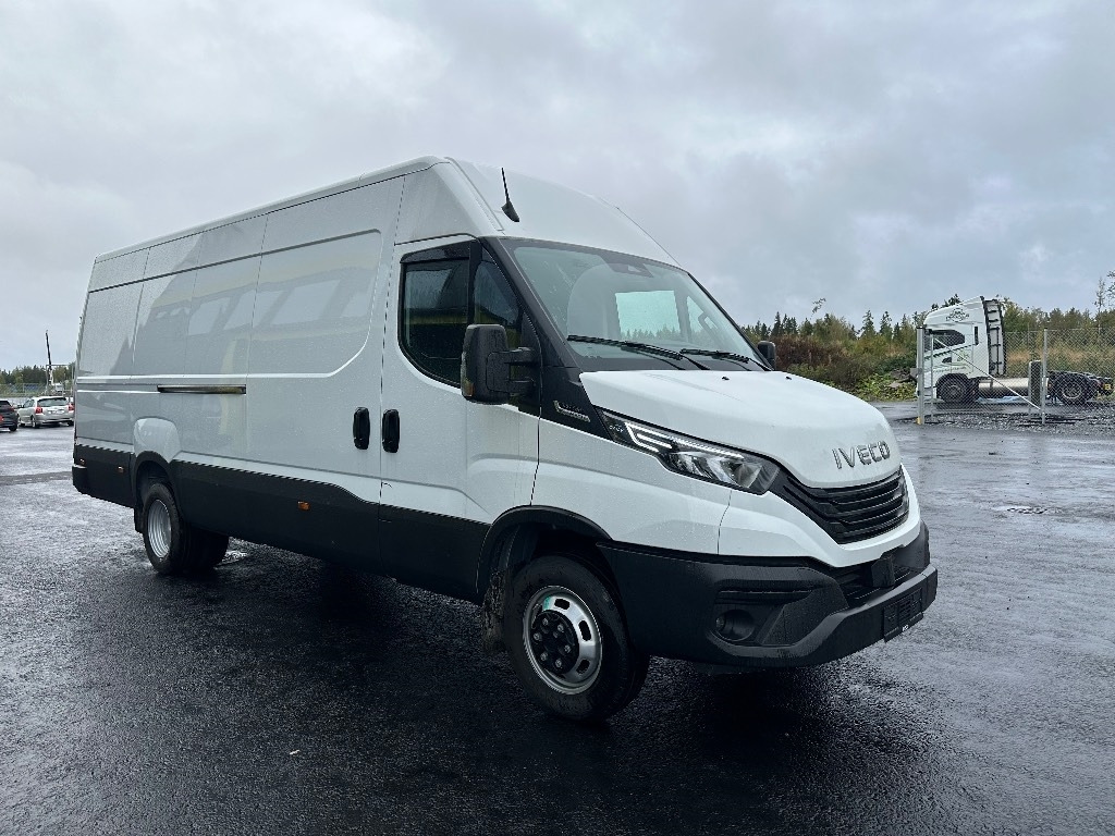 Iveco Daily 50C18A8 16m3 - Furgon: slika Iveco Daily 50C18A8 16m3 - Furgon Iveco Daily 50C18A8 16m3 - Furgon: slika Iveco Daily 50C18A8 16m3 - Furgon