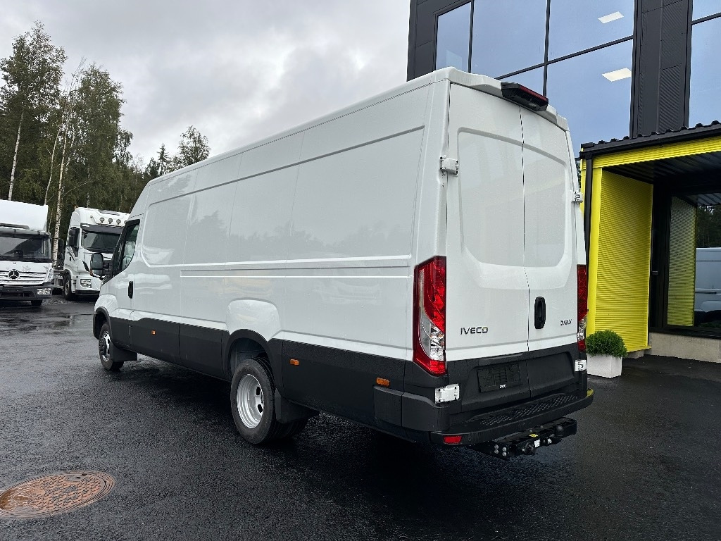 Iveco Daily 50C18A8 16m3 - Furgon: slika Iveco Daily 50C18A8 16m3 - Furgon Iveco Daily 50C18A8 16m3 - Furgon: slika Iveco Daily 50C18A8 16m3 - Furgon
