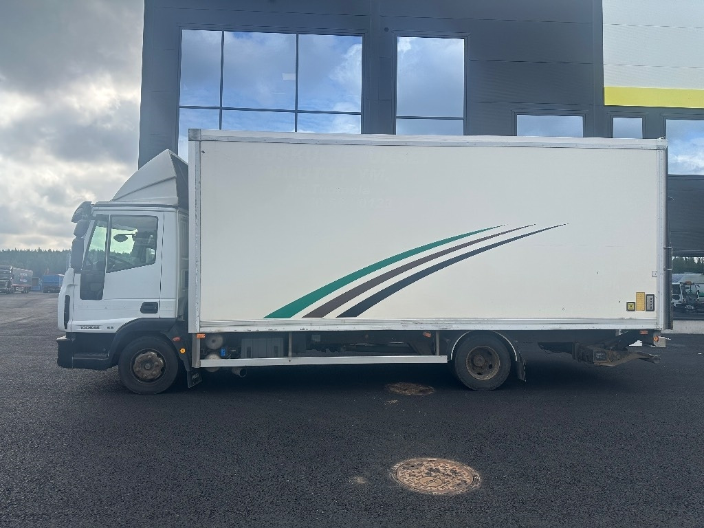 Iveco Eurocargo 100 E22 - Kamion sandučar: slika Iveco Eurocargo 100 E22 - Kamion sandučar Iveco Eurocargo 100 E22 - Kamion sandučar: slika Iveco Eurocargo 100 E22 - Kamion sandučar