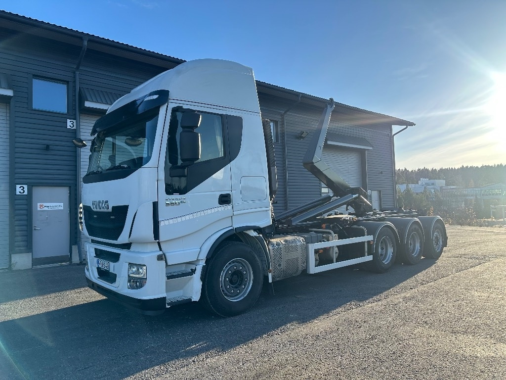 Iveco Stralis 560 8x4*4 - Kamion s kukastom dizalicom: slika Iveco Stralis 560 8x4*4 - Kamion s kukastom dizalicom Iveco Stralis 560 8x4*4 - Kamion s kukastom dizalicom: slika Iveco Stralis 560 8x4*4 - Kamion s kukastom dizalicom